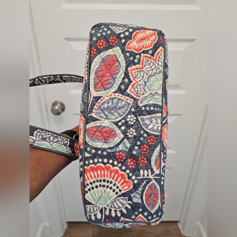 Vera Bradley Tote Bag, EUC, Large - Picture 8 of 11